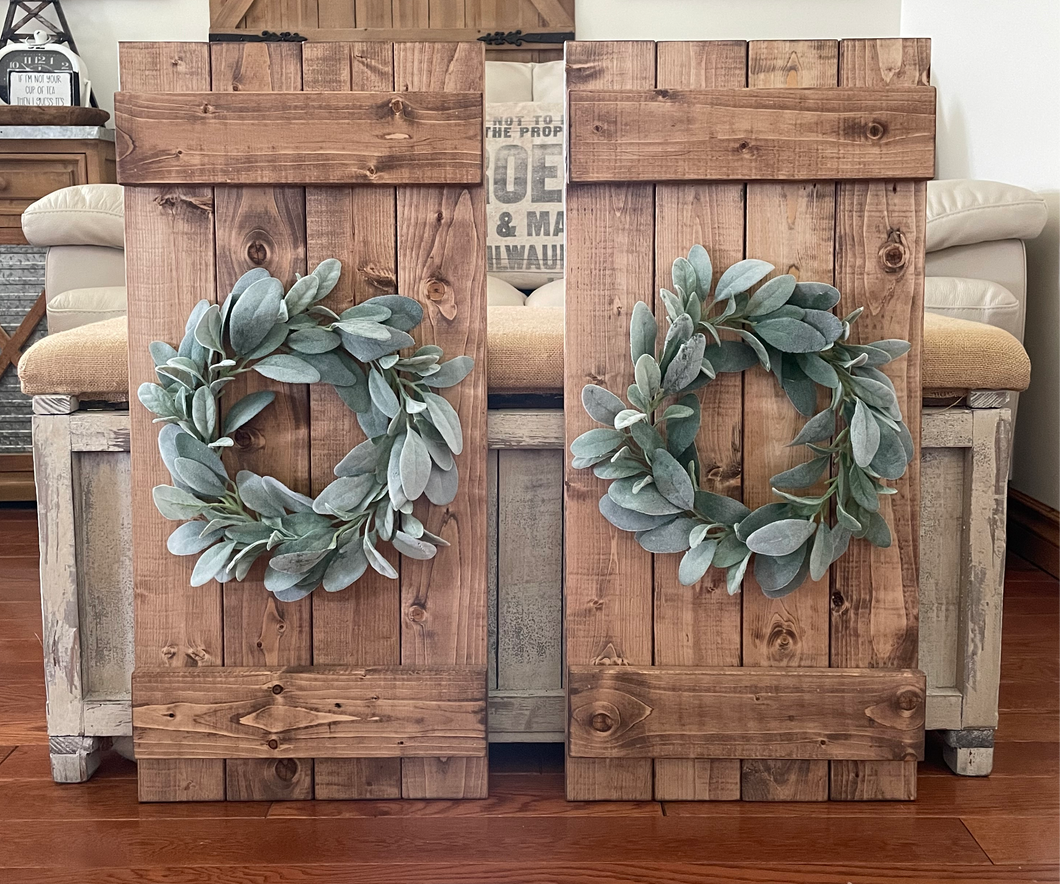 Farmhouse Wooden Shutter Wall Decor Including Wreath