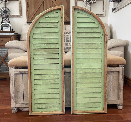 Rustic Farmhouse Cathedral Arch Shutter Style Distressed Wood Wall Decor Set Of Two