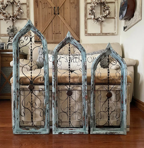 Farmhouse Wood And Metal Cathedral Arch Wall Decor