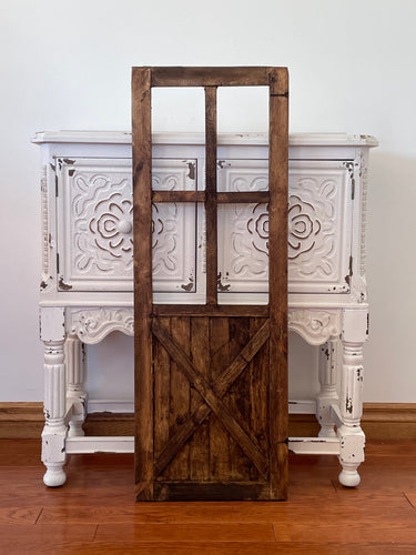 Rustic Farmhouse Decorative Barn Door