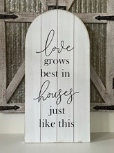 Load image into Gallery viewer, Love Grows Best Wood Wall Decor