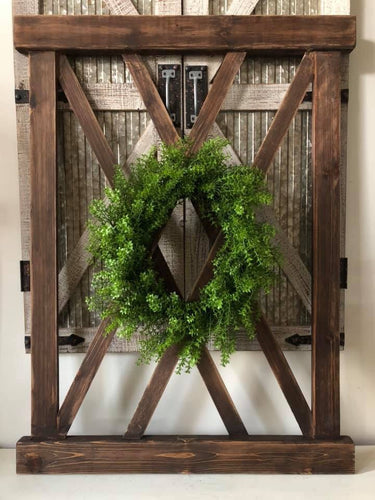 Large Wood Wall Decor Including Wreath