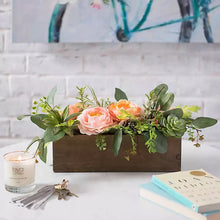Load image into Gallery viewer, Floral Table Decor