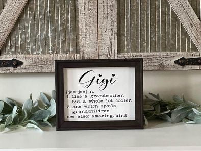 Gigi Wall Decor